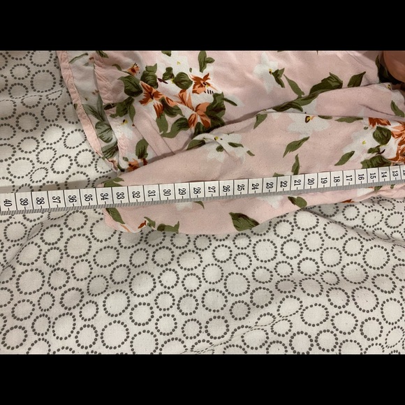 pink floral soft flowy shorts - Picture 4 of 5